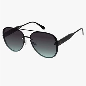 Jessica Simpson Black Aviator Sunglasses
